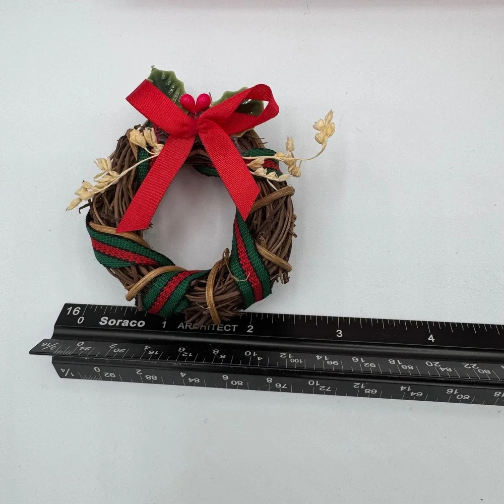 Vintage Bardwill Matters Christmas Wreath Napkin Rings Set of 8 Red Green Ribbon